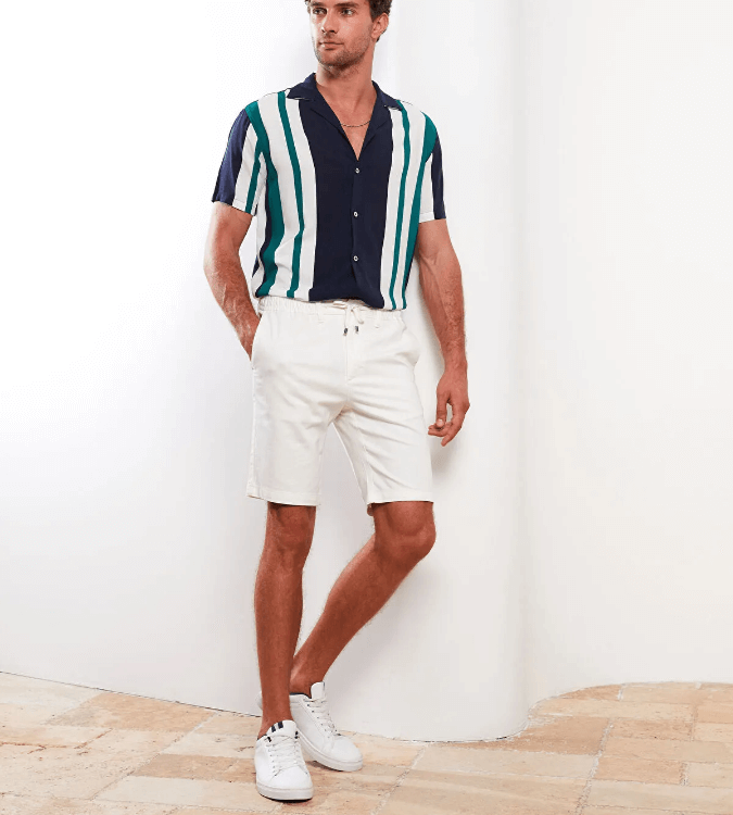 Men's short with belt design and side pockets