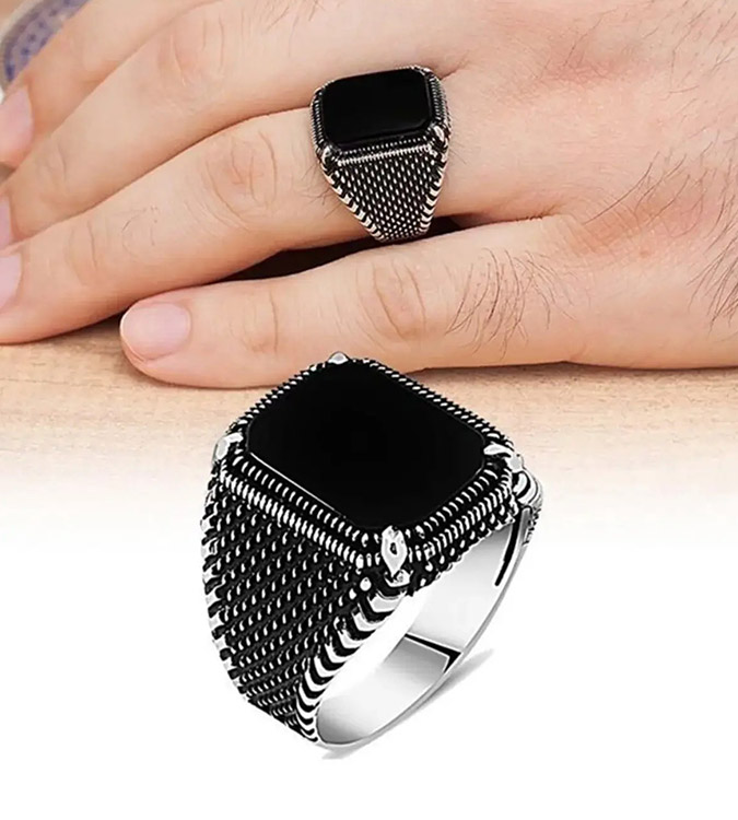 Sterling Silver Ring 925 with Onyx Stone - Claw Model