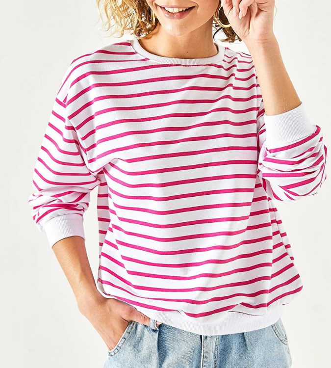 سترة نسائية أوفر سايز مخططة أبيض وفوشيا