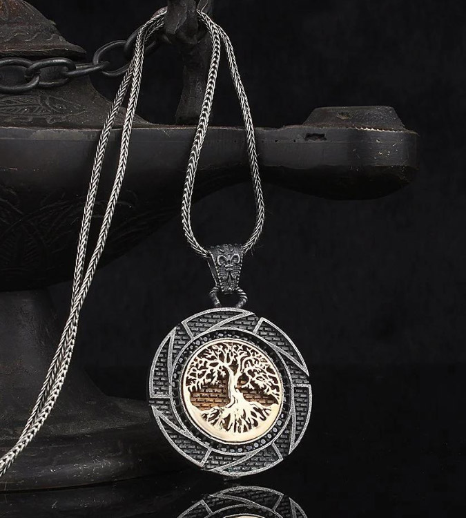 925 silver necklace for men with the tree of life design