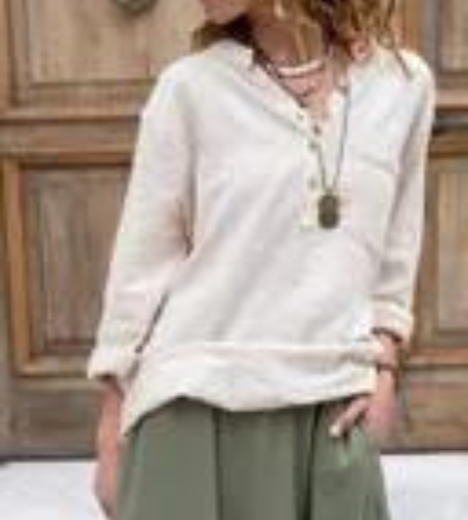 بلوزة نسائية من الكتان